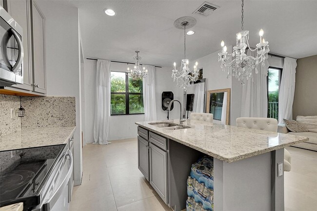 Photo - 455 NW 33rd Ln