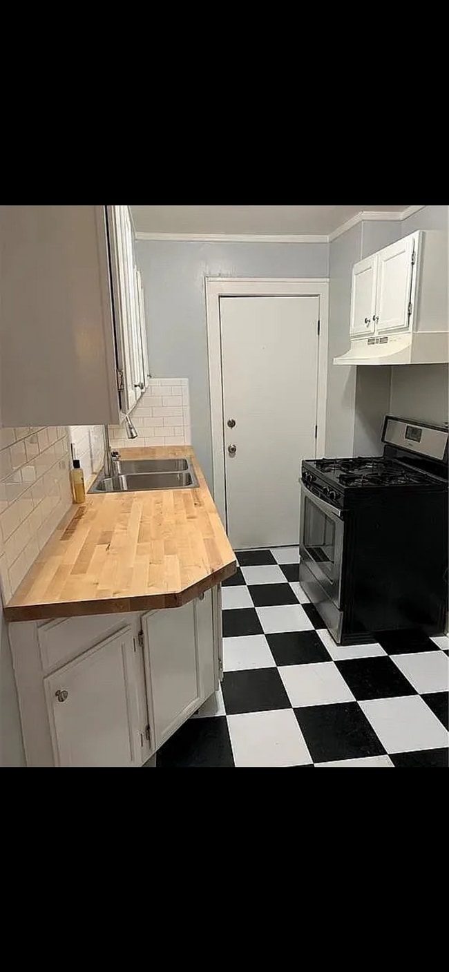 Photo - 4117 Charlotte St Unidad 2N