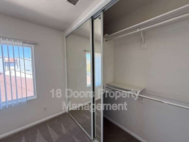 Photo - 1935 Felspar St