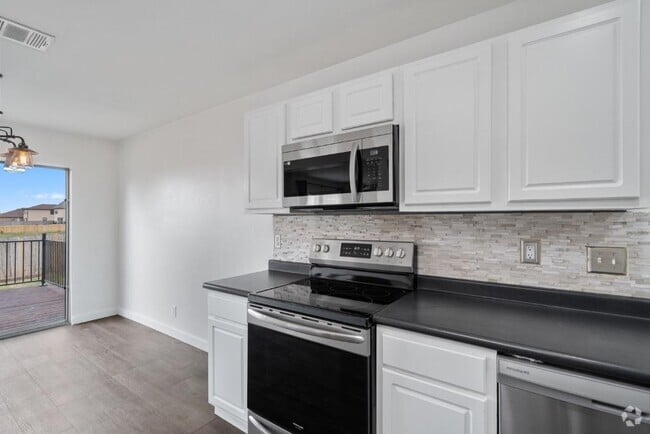 Building Photo - 410 Tower Dr Rental