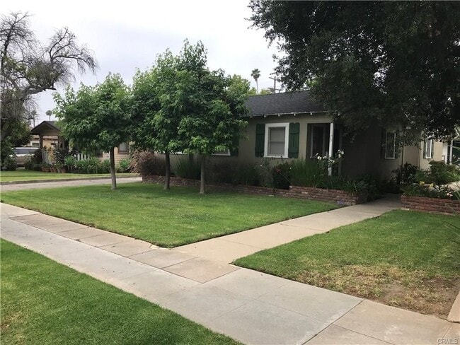 Photo - 81 N Greenwood Ave