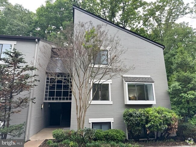 Building Photo - 11739 Ledura Ct Unit T8 Rental