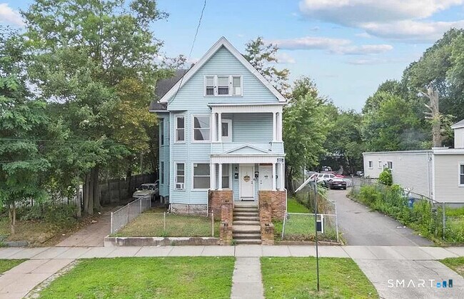 Building Photo - 414 Dixwell Ave Unit 2