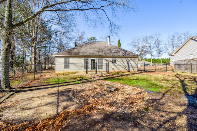 Photo - 5916 Cherokee Trl