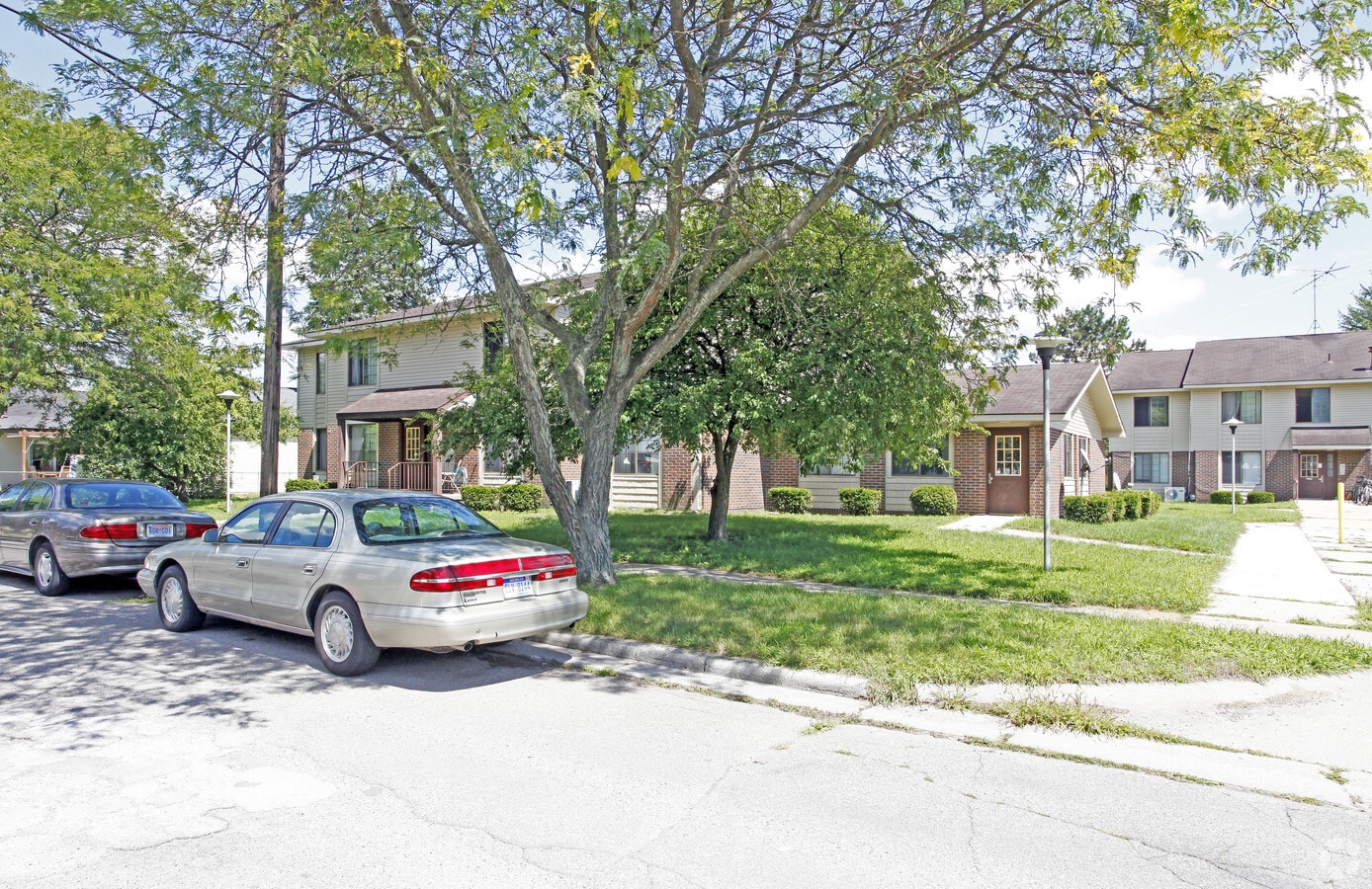 Walnut Village - Walnut Village Apartments