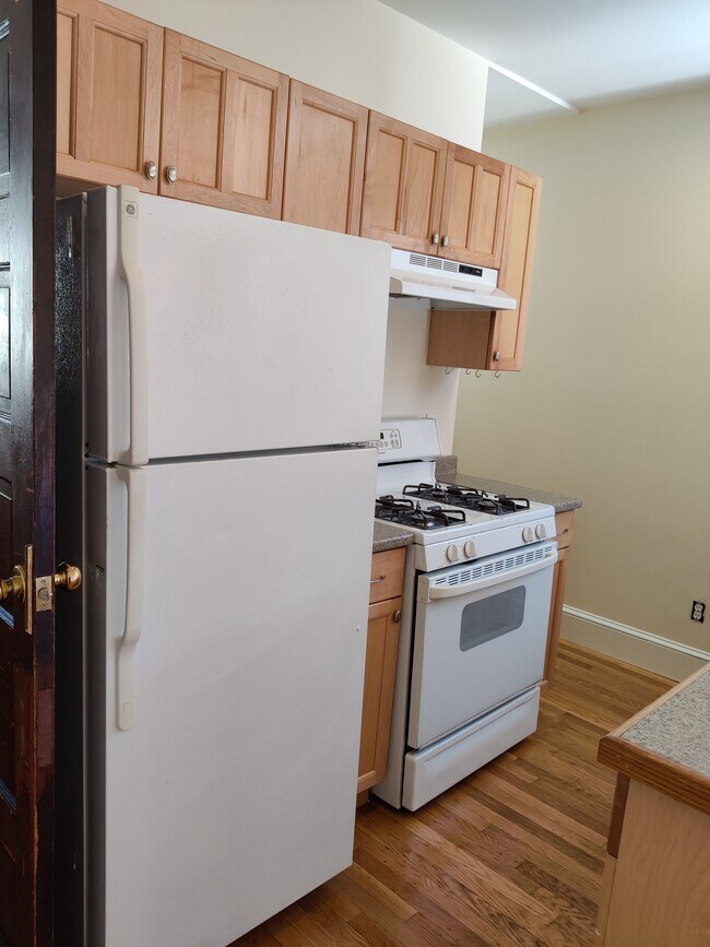 Photo - 86 Easton St Unit 3