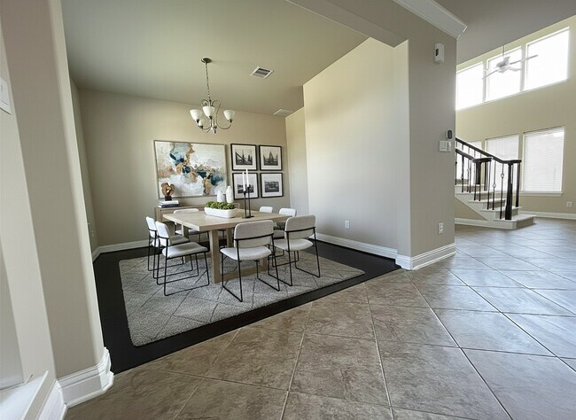 Photo - 307 Maverick Run Ct