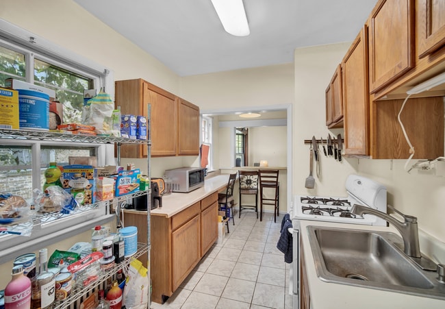 Photo - 2303 Ridge Ave Unit House