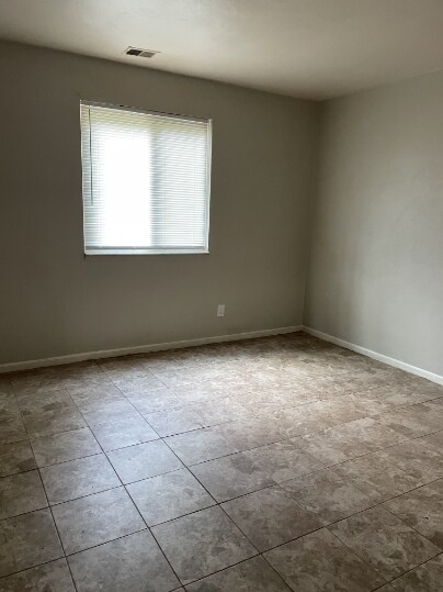 Photo - 1317 W Michigan Ave Unit 01