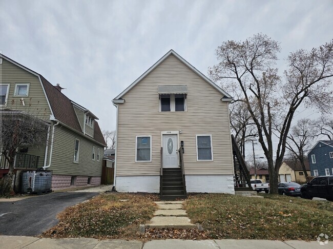 Building Photo - 1700 Euclid Ave Rental