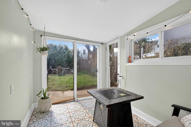 Photo - 2440 E Gordon St