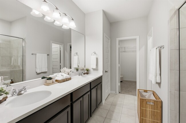 Photo - 168 Skybranch Dr