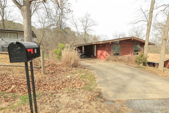 Photo - 39 Sheneman Dr