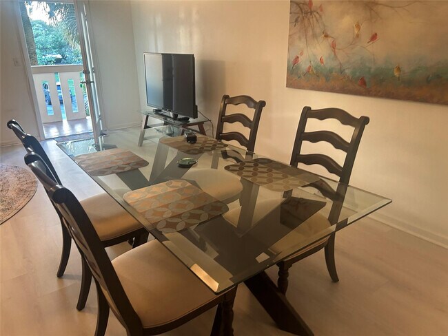 Photo - 1902 Bermuda Cir Unit G2