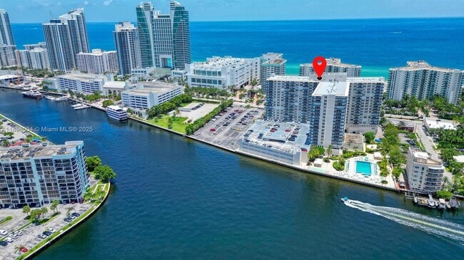 Photo - 3800 S Ocean Dr Unidad 1612A