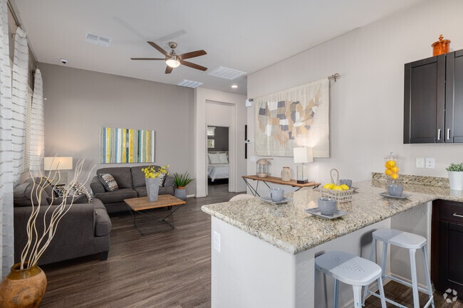 2BR, 2BA - 962SF - Kitchen/Living Room