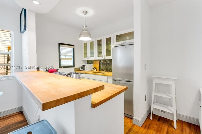 Photo - 1551 Michigan Ave Unit 12