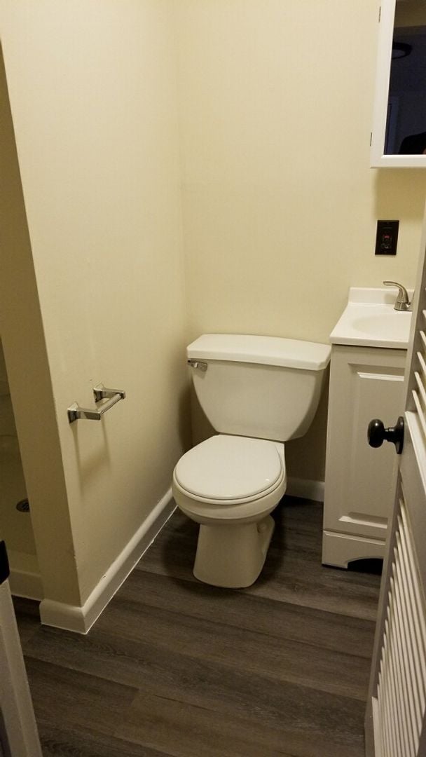 Photo - Bright & Updated 2-Bedroom, 2-Bath Apartment Unidad 17A Fletcher