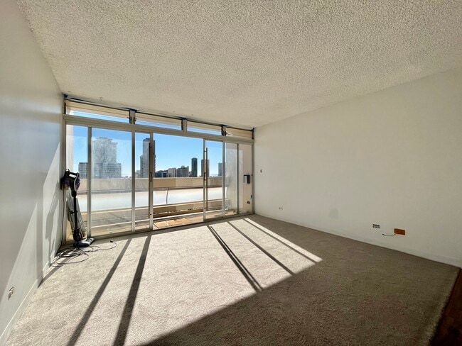 Living Room/Balcony - 500 University Ave Unit 1611