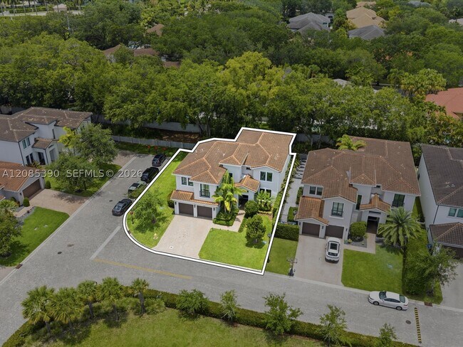 3439 Brookfield Cir