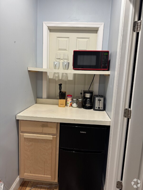 Building Photo - 41 N Paxon St Unit 1 2 3 Rental