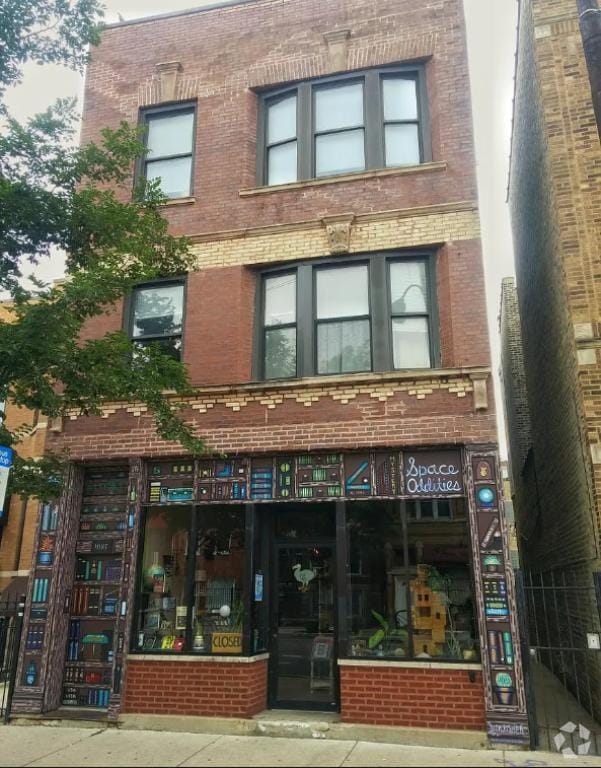 Building Photo - 1007 N California Ave Unit 3R Rental
