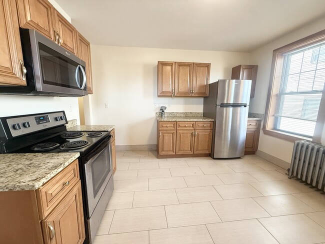 Photo - 149 Hillside St Unit 2