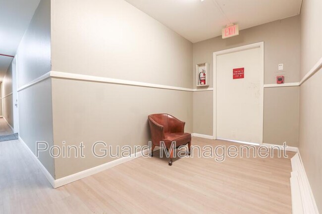 Photo - 2206 K St Condominio