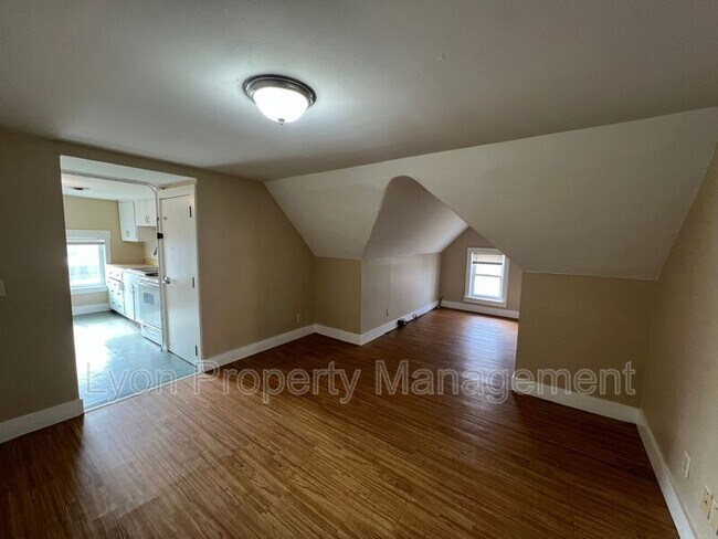 Photo - 32 Baxter St Unit 3