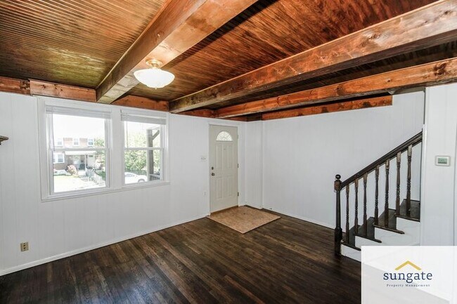 Photo - 217 W Edgevale Rd