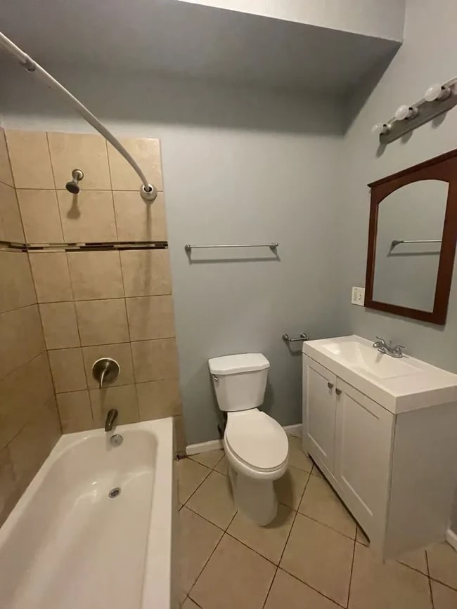 Batchroom - 146 W 66th St Unit 2W