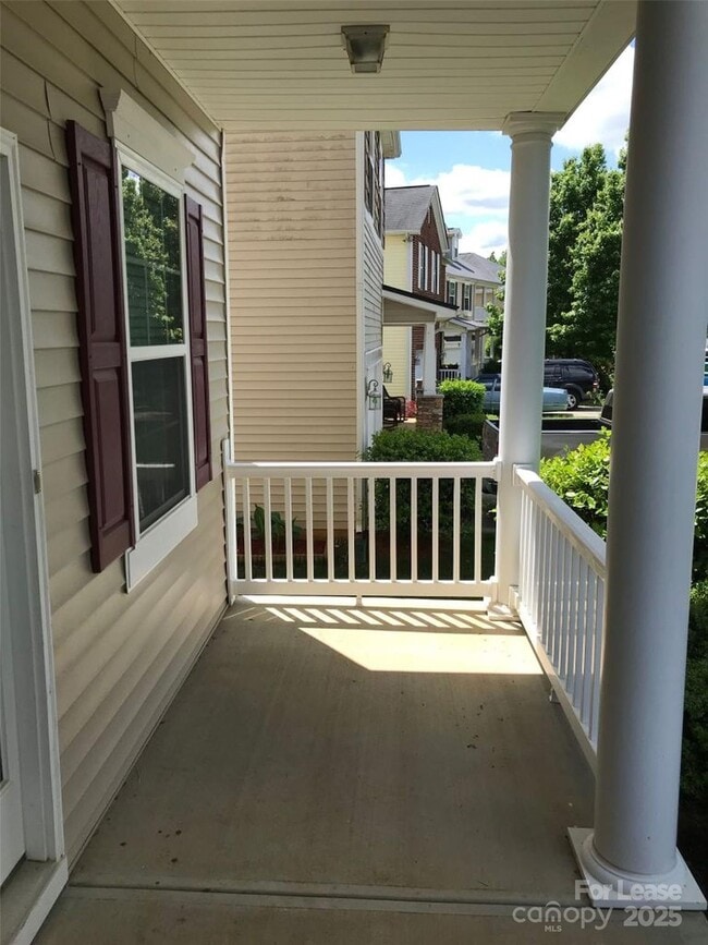 Photo - 1210 Bottle Brush Ln