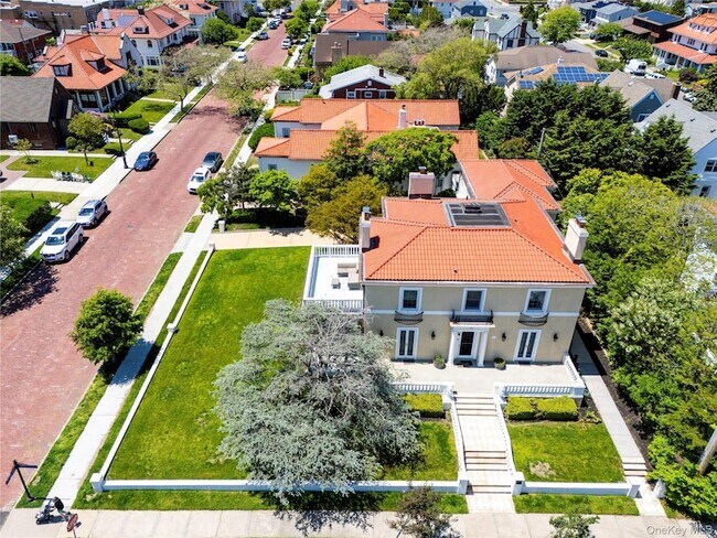 Photo - 159 Magnolia Blvd