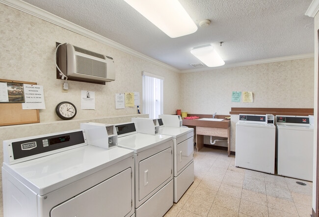 Colony Terrace Apartments
