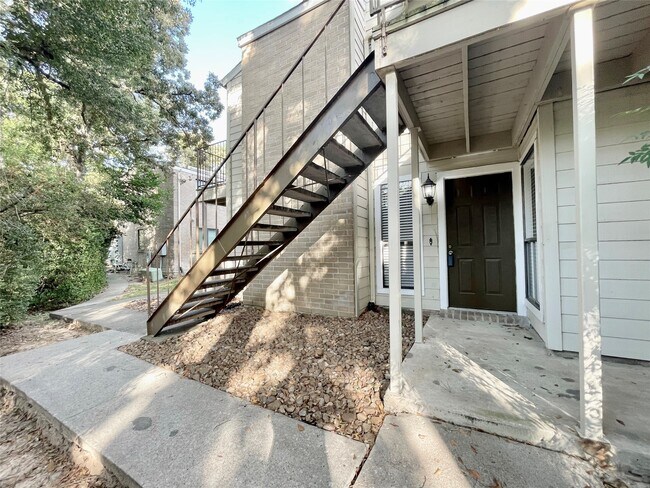 Photo - 3500 Tangle Brush Dr Unidad 3