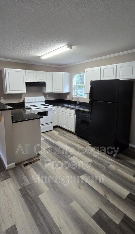 Photo - 4675 Lois Dr
