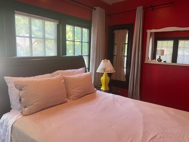 Photo - 2812 N Washington St