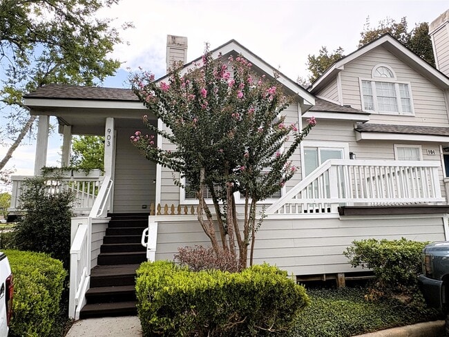 Photo - 111 Dunbar Estates Dr Unit 903