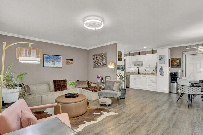 Photo - 279 Flanders F