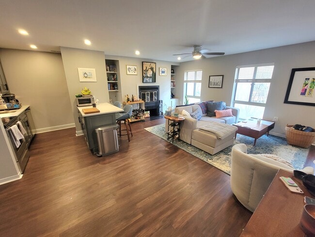 Photo - 23 Andrew Pl Unidad 23