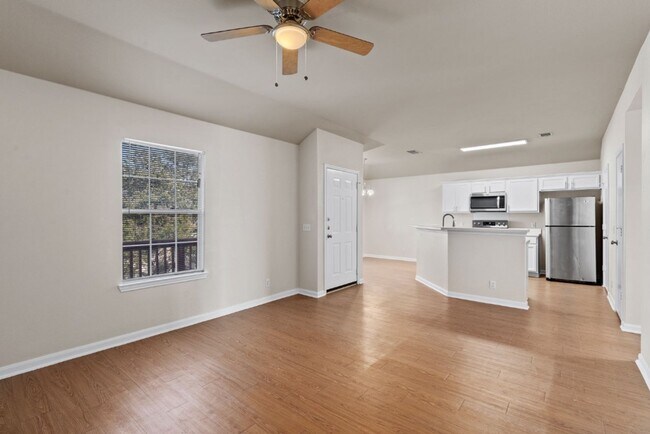 Photo - 3301 El Salido Pkwy Unidad 1