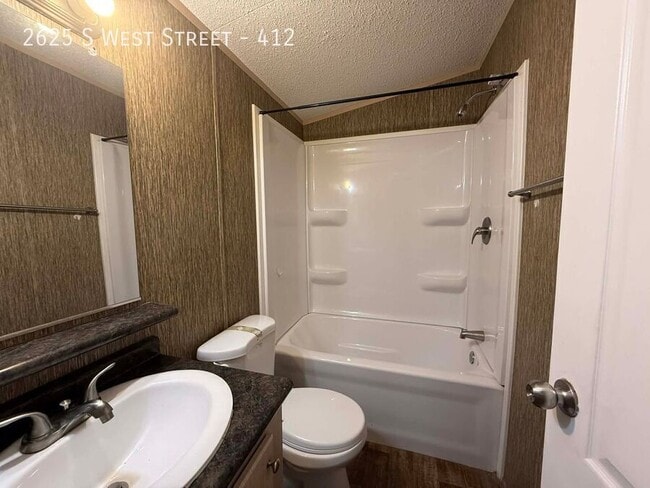 Photo - 2625 S West St
