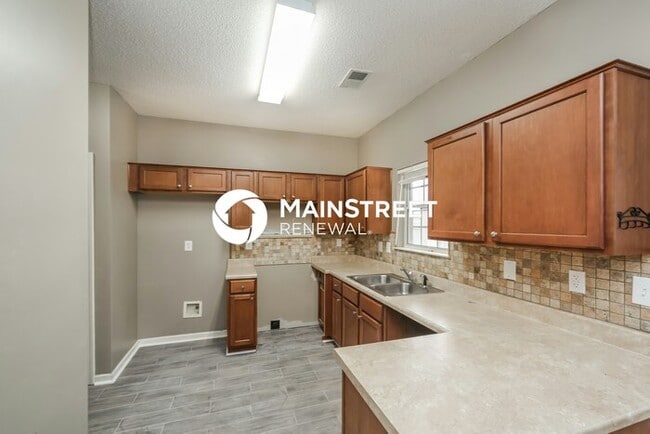 3 Bedroom Pet-Friendly Home in CORDOVA, TN with Main Street Renewal