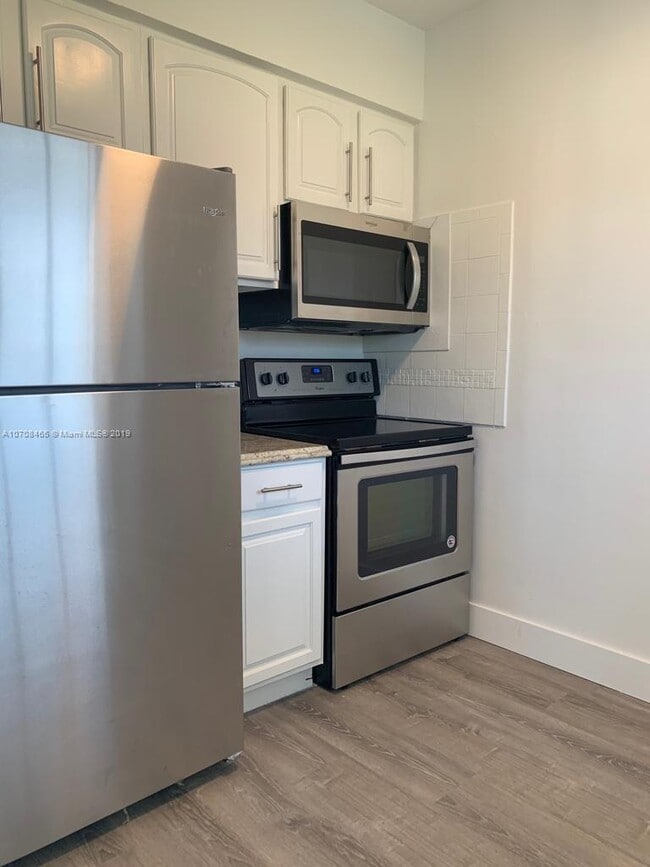 Photo - 12108 NE 5th Ave