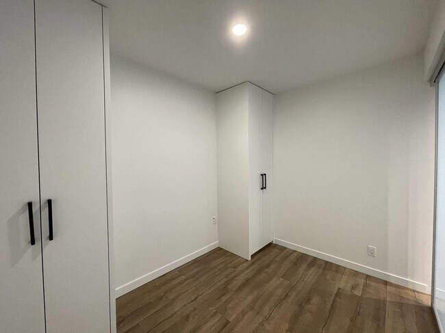 13428-13105 105 Ave Unit 16XX