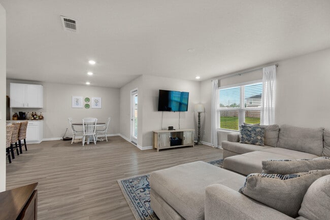 Photo - 924 Sandbar Loop