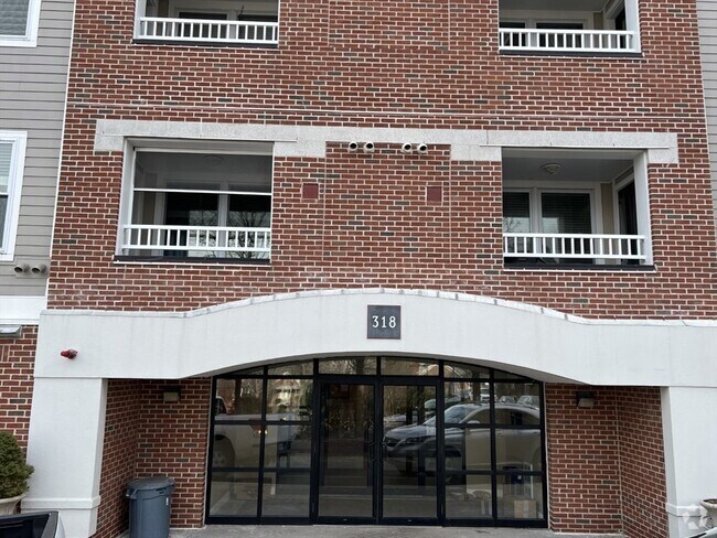 Building Photo - 318 Rindge Ave Unit 211 Rental