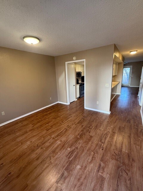 Photo - 782 N Storer Ave