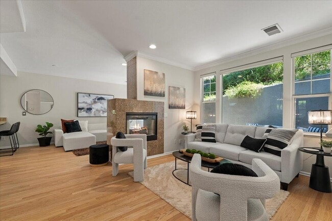 Photo - 182 Cuesta De Los Gatos