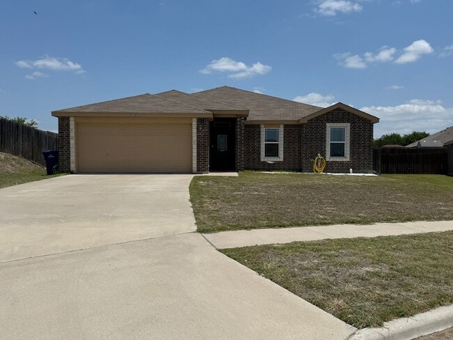 Building Photo - 5 bedroom Home in Copperas Cove